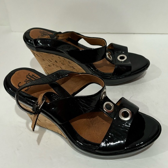 SOFFT Women’s Black Leather Cork Wedges Heels Sandals w/ Silver Buckle - size 7 - Picture 4 of 7